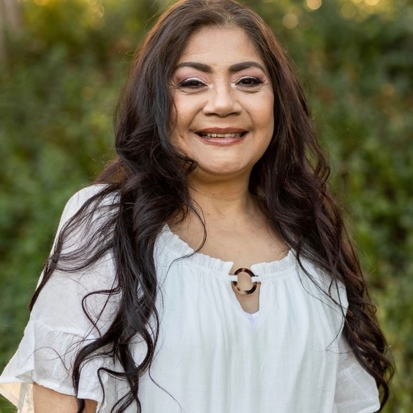 Meet your Posher, Roberta - Picture 1 of 1